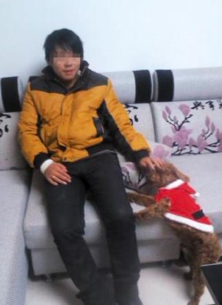 2014年，四川18岁小伙网购24支玩具枪被判无期徒刑，他在法庭上撕心裂肺对法官