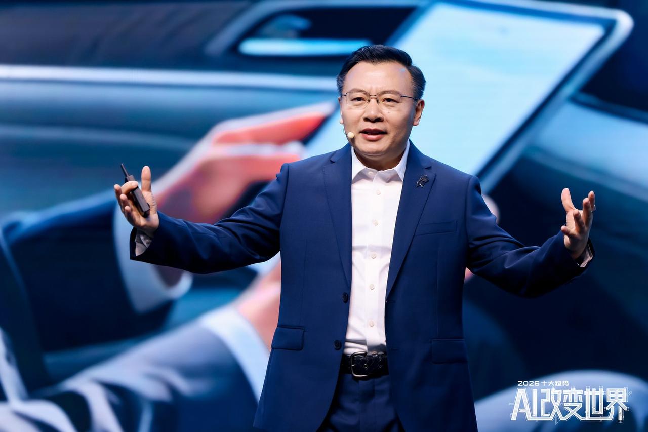 晨练两百个俯卧撑，卷腹，哑铃，开合跳，正心正念，坚持做长期正确的事，顺天应人，无