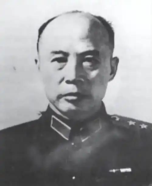 抗战被围众人催突围，吕正操执意再等，事后才见将帅真智慧 
 
1942年5月，冀