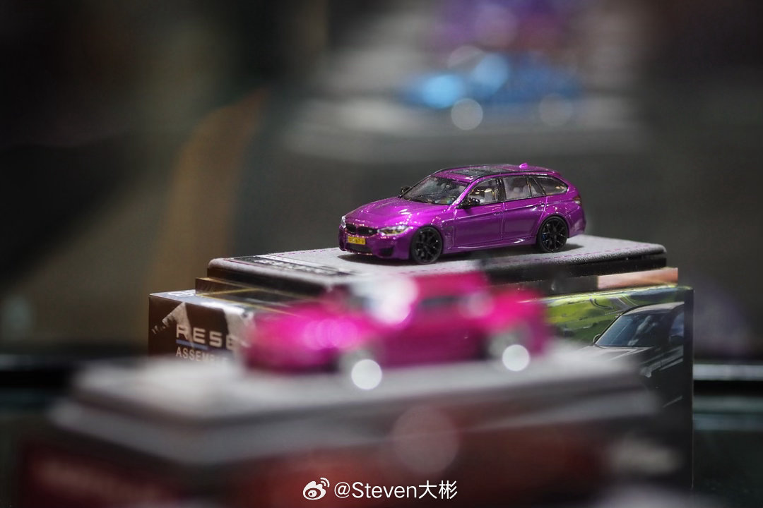 顺利买到了Mortal Model出品的1/64 BMW M3 touring展