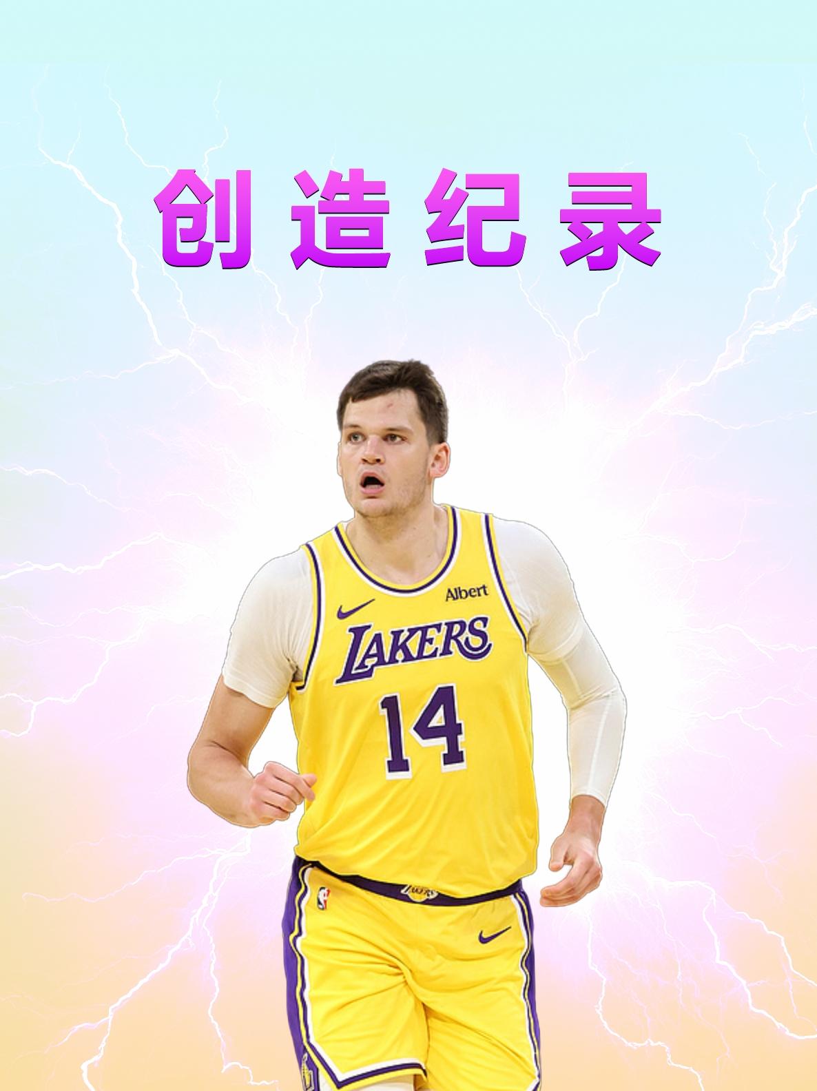 北京时间2026年10月24日，湖人主场125-117击败快船，拿到2连胜。
