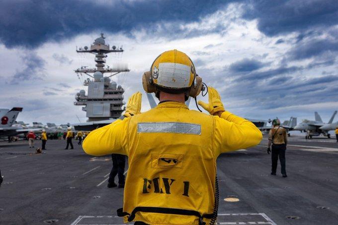 尽管“杰拉尔德·R·福特”号航空母舰（CVN-78）及其航母打击群（包括“马汉”