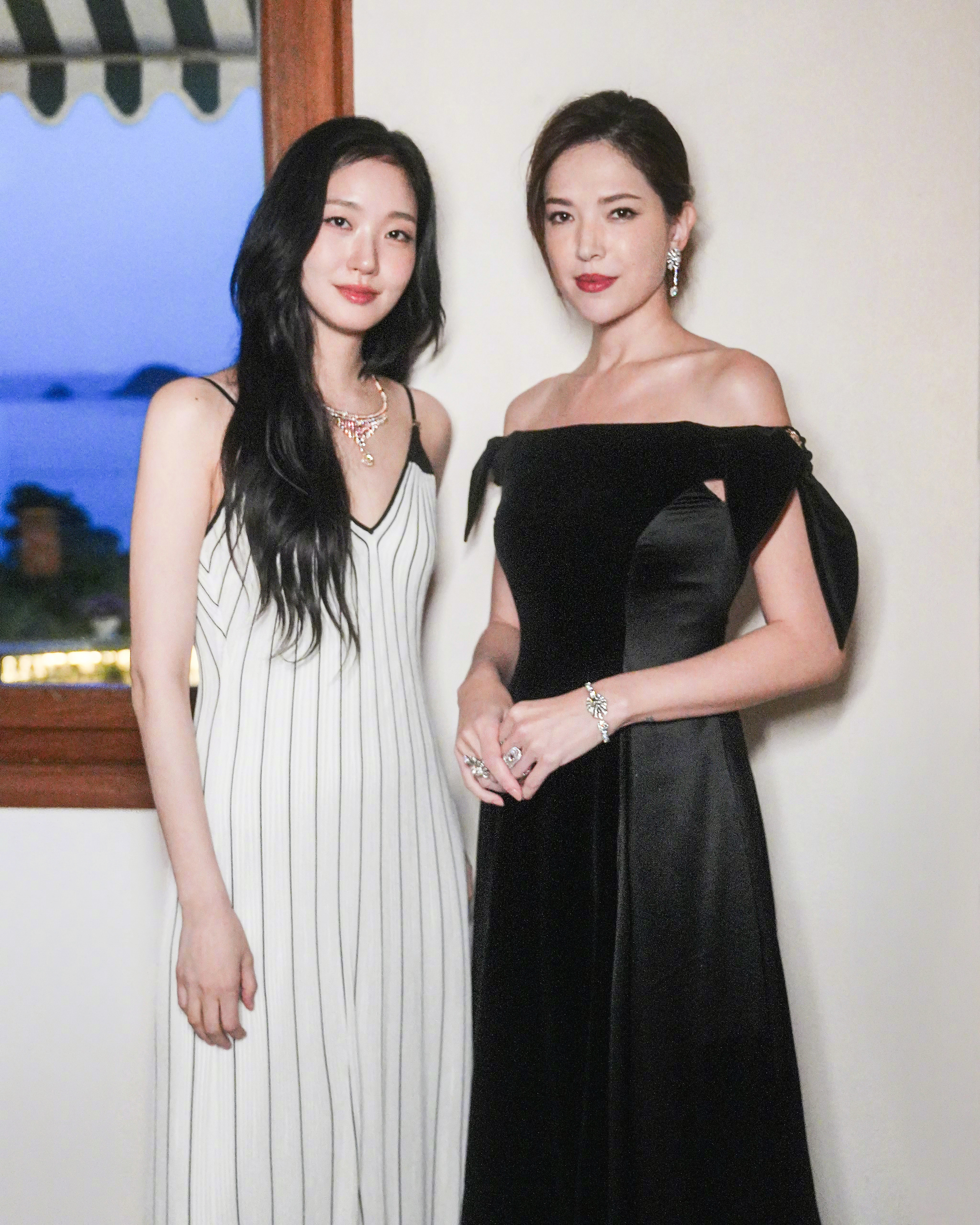 金高银 in CHANEL💎✨ 亮相香奈儿SIGNES & SYMBOLES 