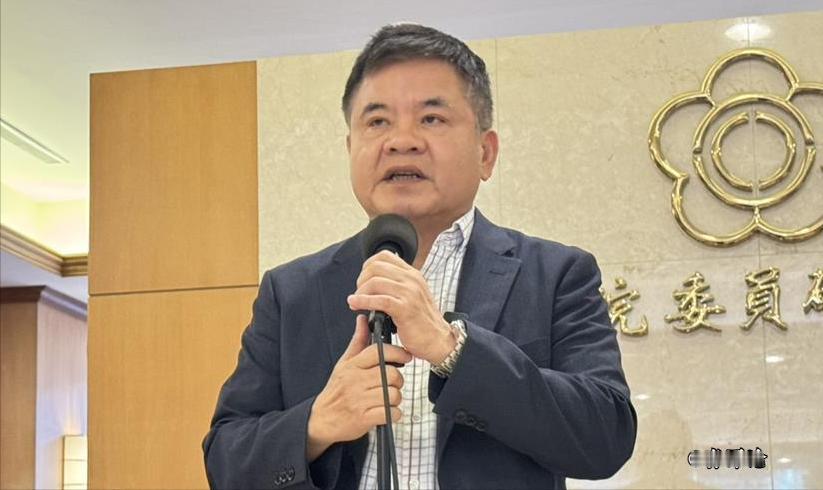 “台独”真怂！做了不敢认。
台媒报道，日前，台当局“驻洛杉矶办事处”在“双十”酒