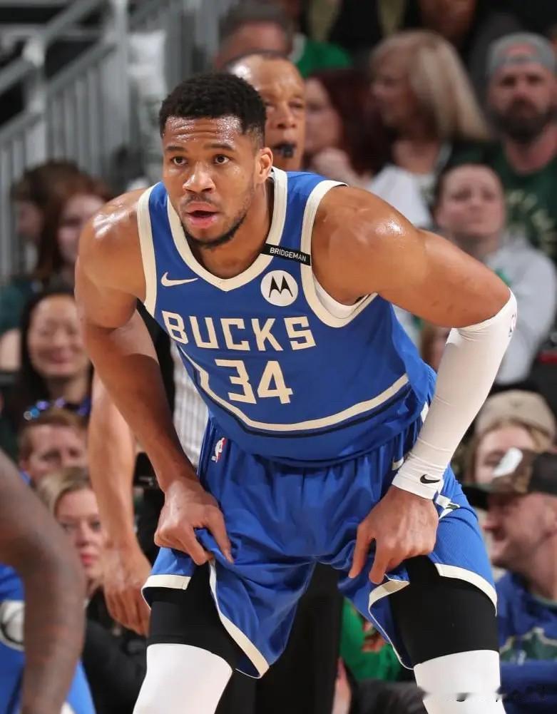 美媒NBA Central更新社交媒体，转载《体育画报》记者Chris Mann