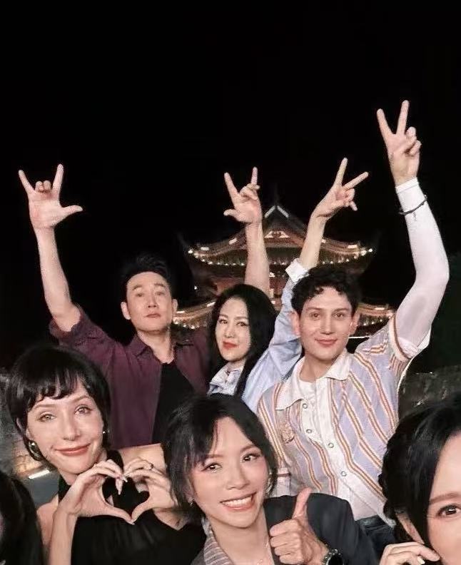 艾热披哥送考人陆毅 披荆斩棘 2026 送考人阵容揭晓，艾热的送考人敲定陆毅，两