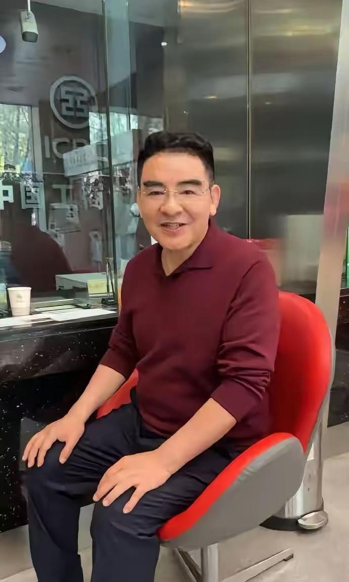 没想到吧，标哥是真的捐了1000万，没玩虚的，而且捐的钱都有大用处。

嫣然医院