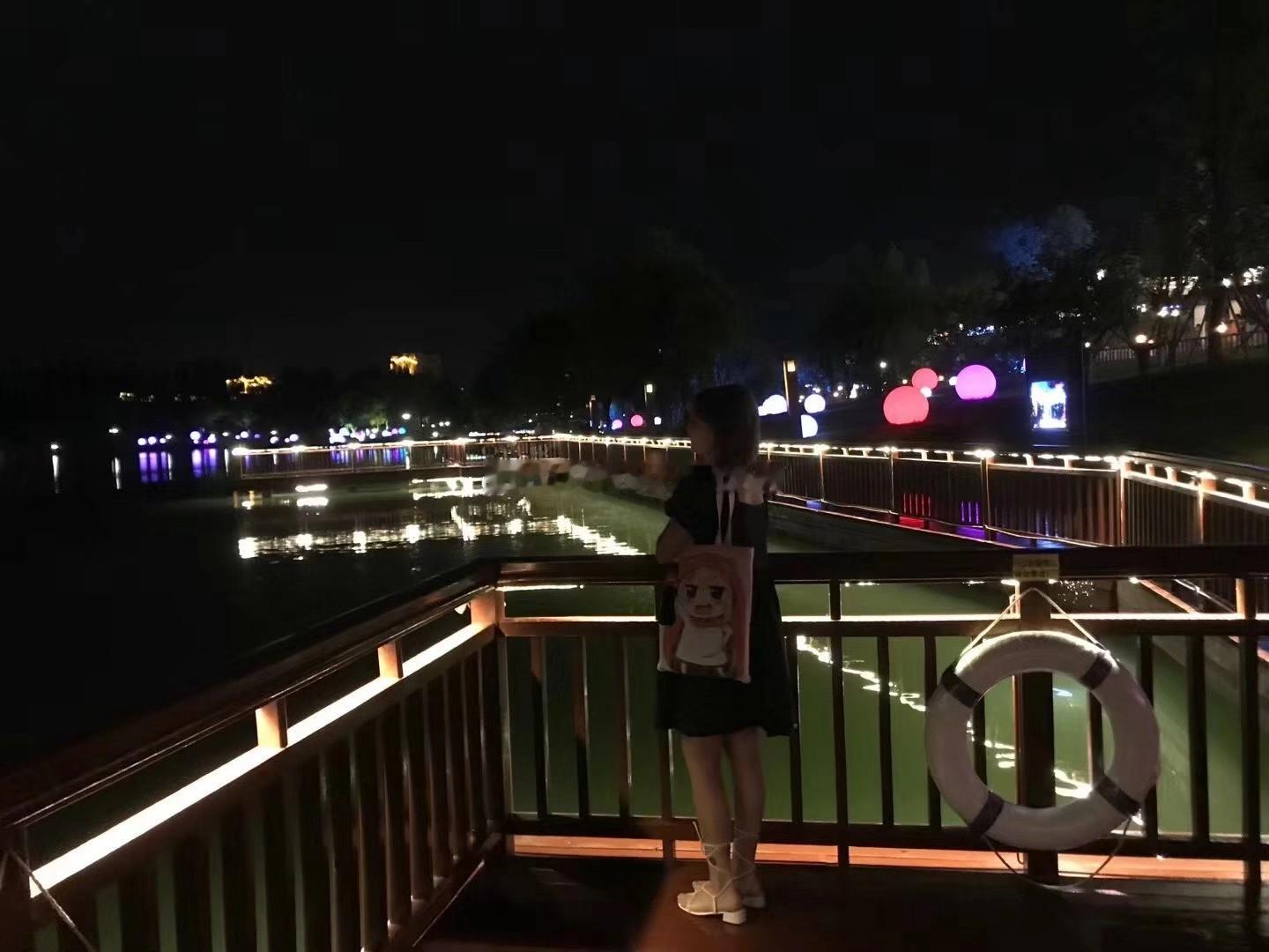 看以前的包 就知道我以前有多二次元😂 