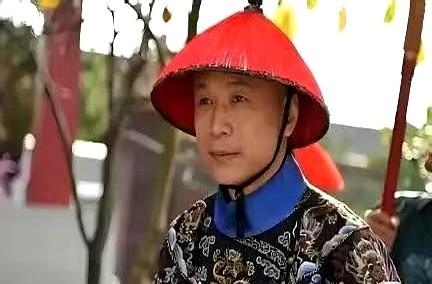苏培盛躺在床上只剩一口气时，对甄嬛说了句实话：“当年华妃那欢宜香，是我亲手调的。