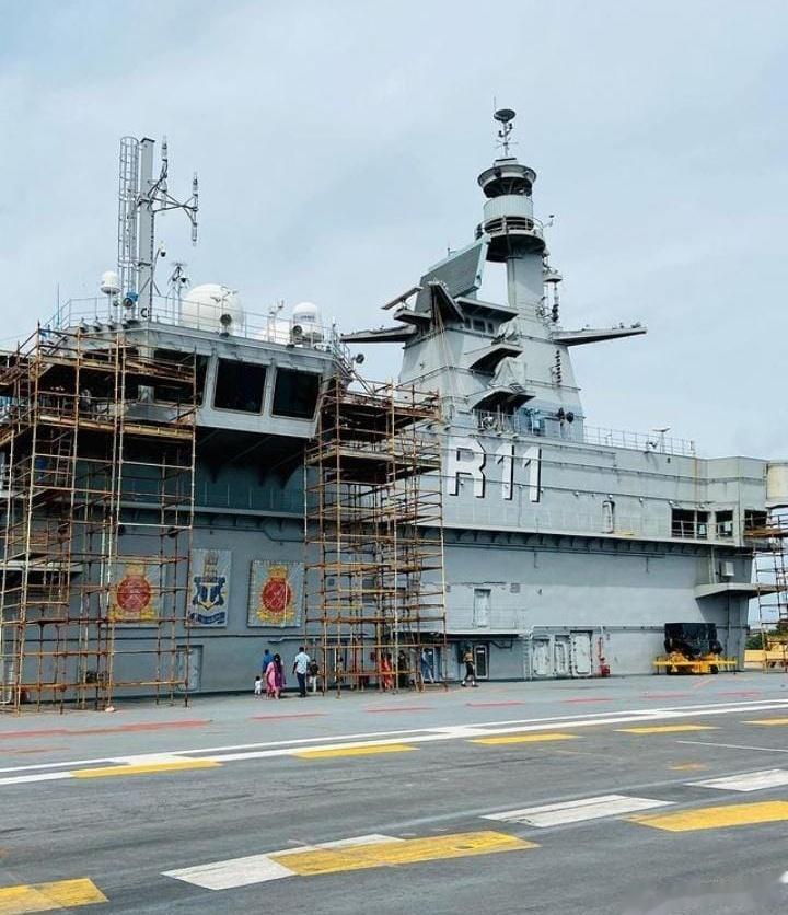 不愧是三哥啊，印度海军下水10余年、服役1年的“维克兰特”号航母终于要开始安装相