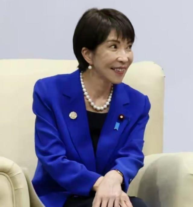 中日闹了这么多天，躲在日本背后的那条大鱼终于浮出水面了。不是别人，正是一直在幕后