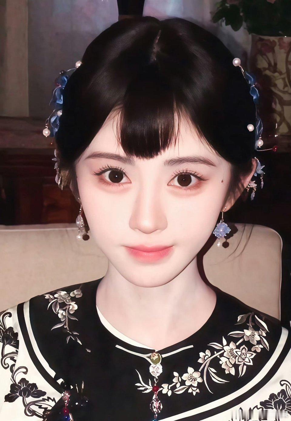 鞠婧祎鞠婧祎苏绿夏 🍊是否足够一个人捕捉爱的镜头～鞠婧祎万花世界
