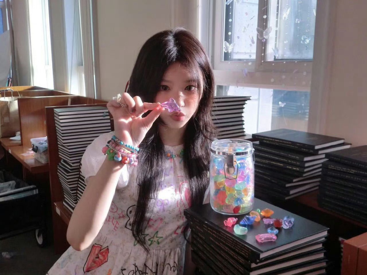 ILLIT回归预告图【境萌花】糖果色梦境🦋 ​​​