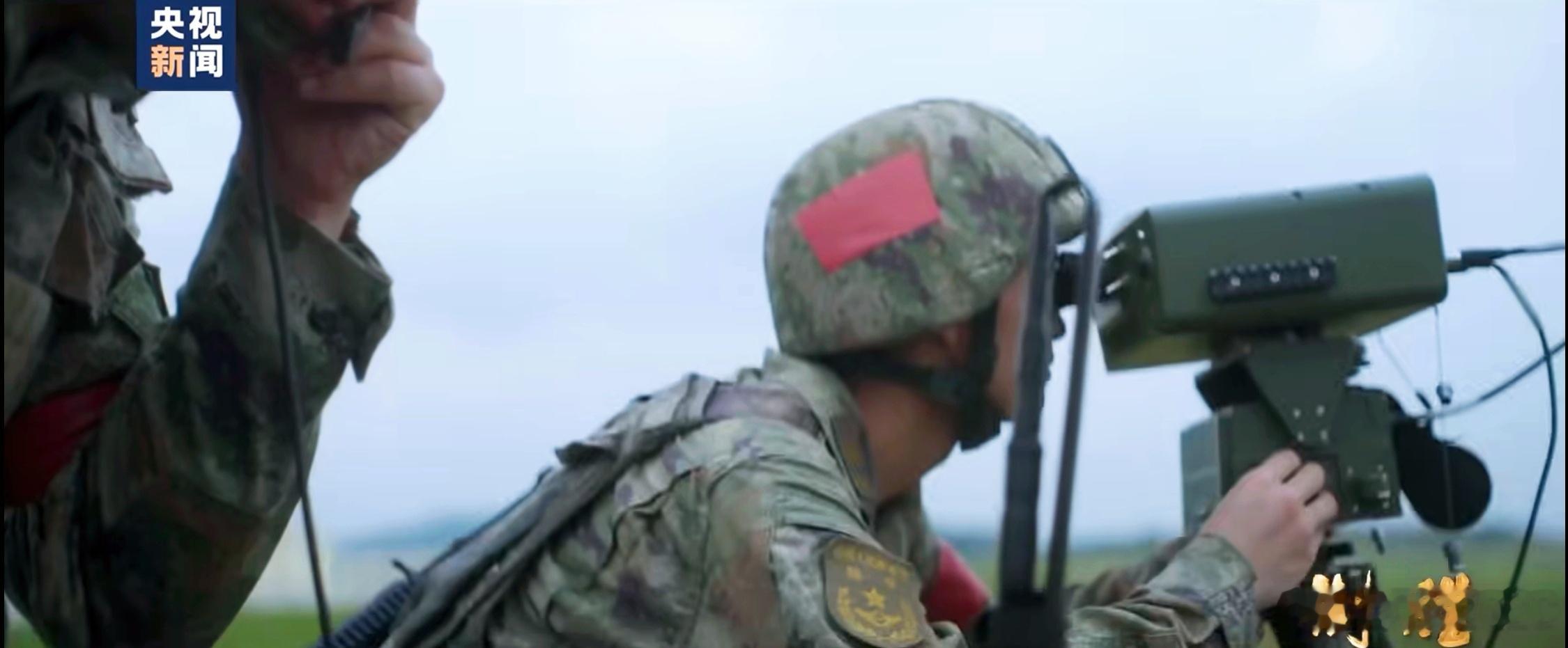 地照组空突先把地面照射组投放到前沿，然后照射，引导武直对目标进行打击！如果是引导