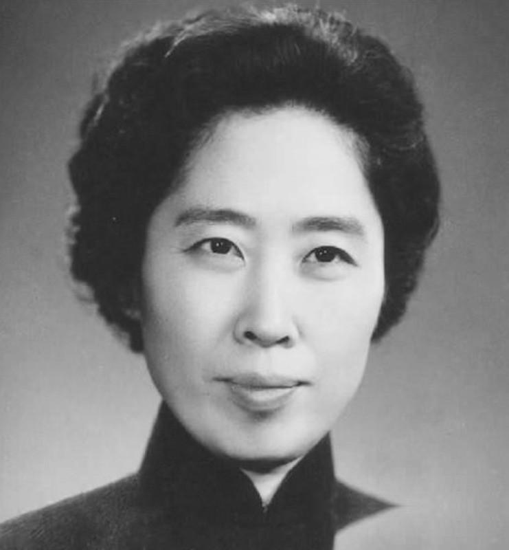 1979年，王光美终于走出了监狱，令她没想到的是，第一个拜访人竟是毛泽东昔日秘书
