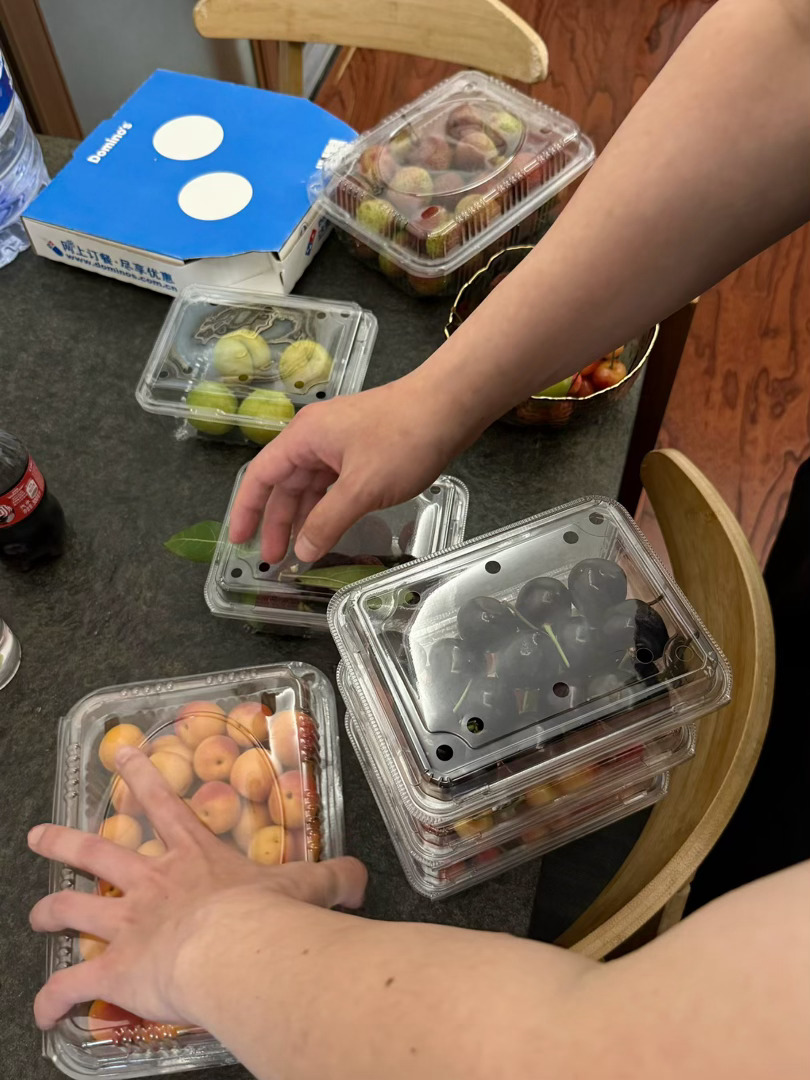 夏天必须每天水果局每周雷打不动的燕窝炖～ 