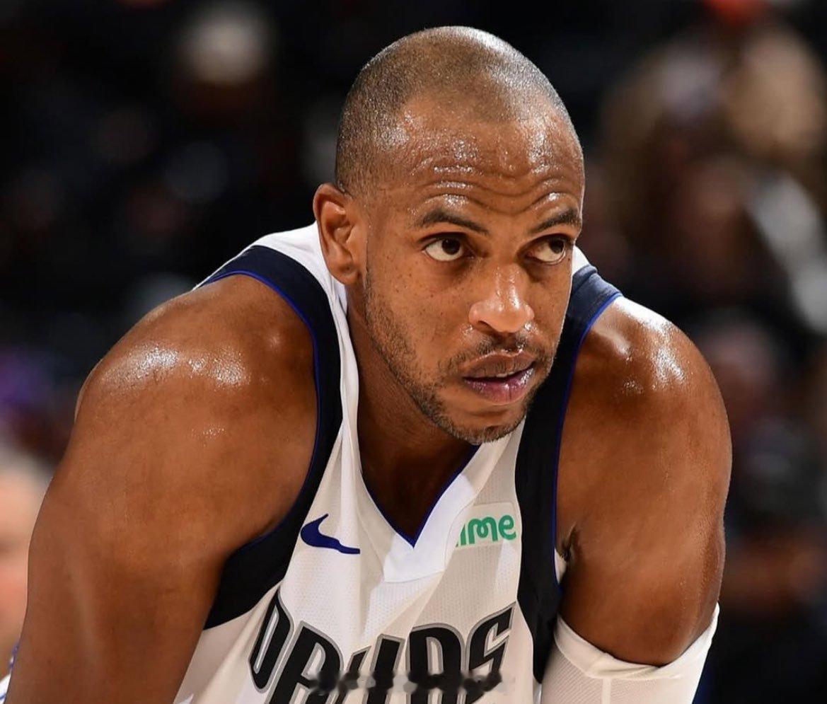 据Marc Stein报道，如果克里斯·米德尔顿提出买断要求，活塞可能会对他表现