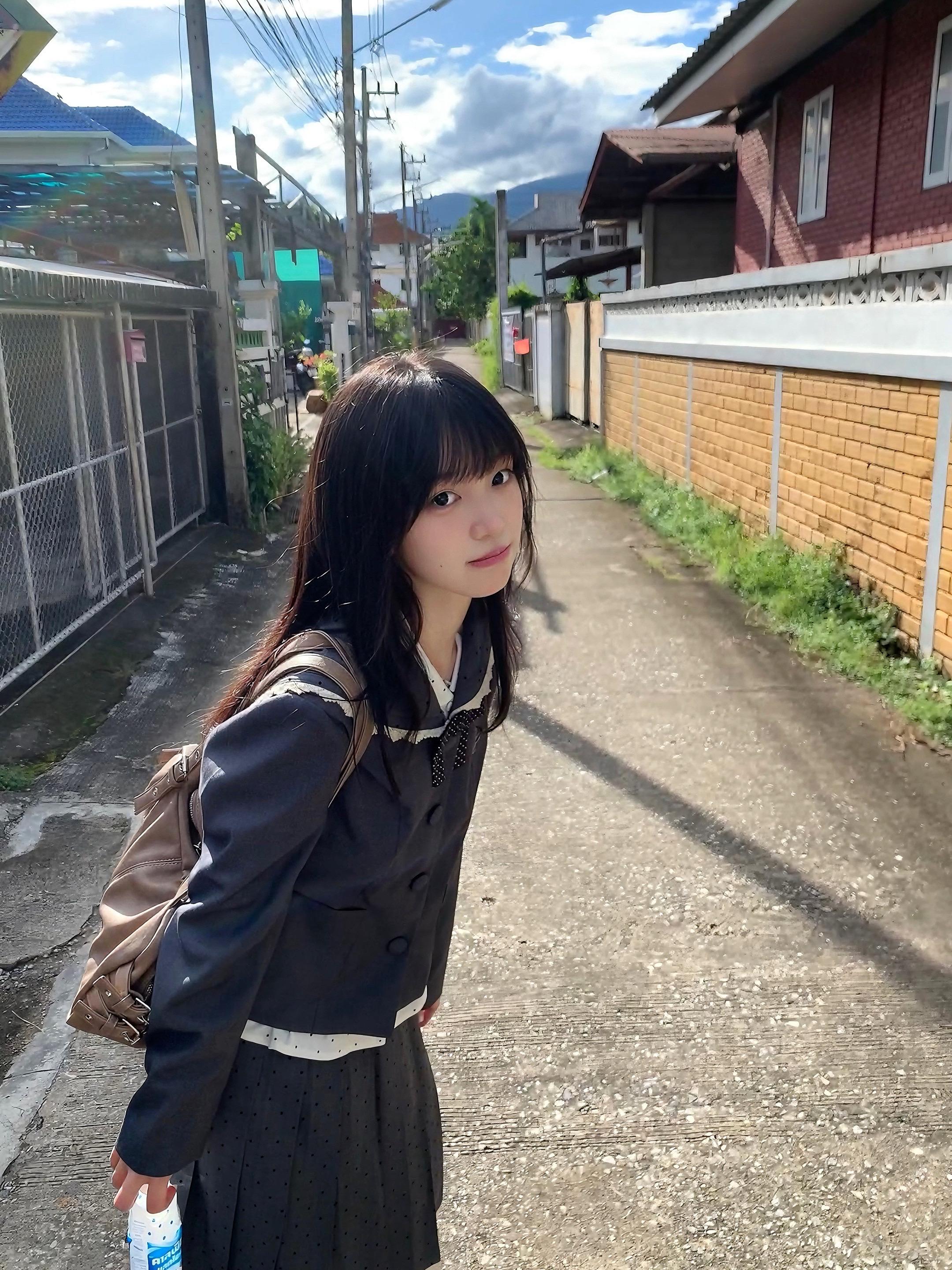 亲爱的 在你心里 我是否还是初见时可爱形象