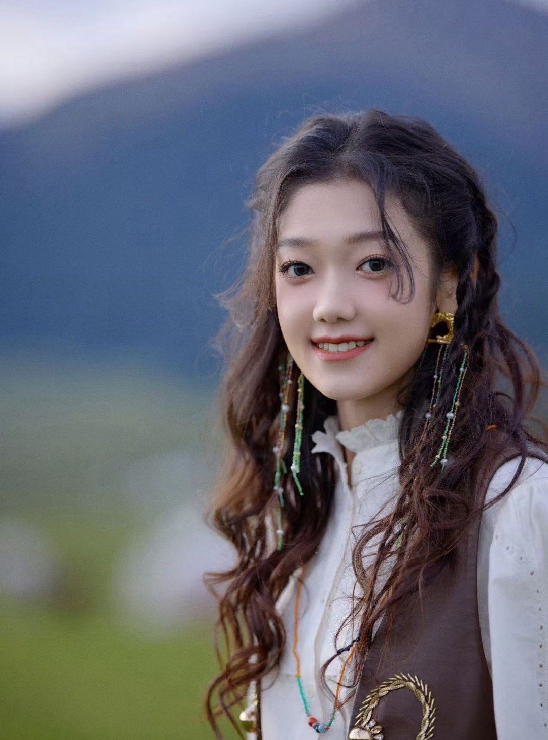 希林娜依高把范玮琪当范伟整主咖和Ta的朋友们 节目里聊到希林娜依高，说她只靠合唱