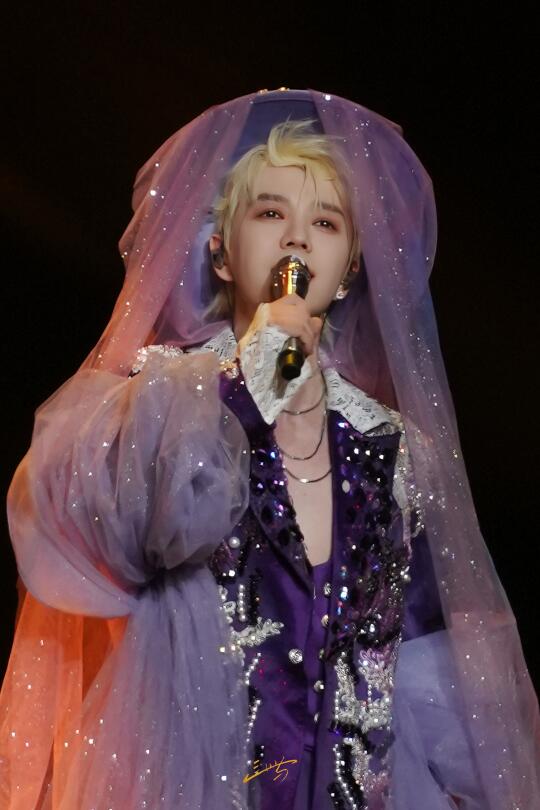 老公变老婆🥰我愿称之为最伟大的舞台
