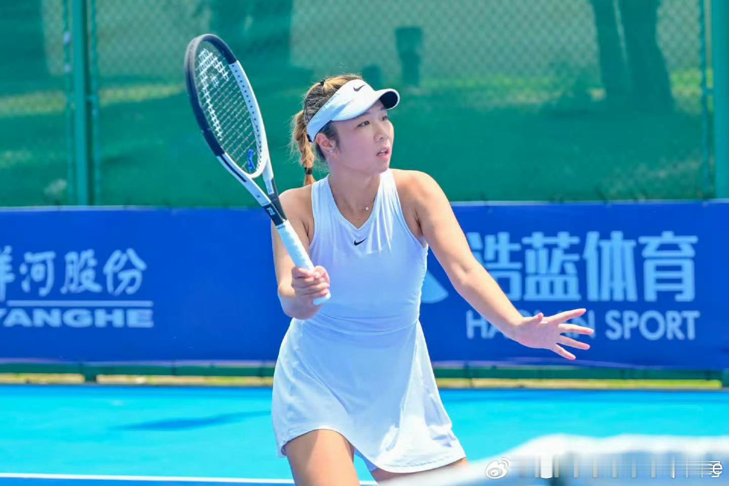🇨🇳六安W15女单首轮🇨🇳袁程依依3-6/6-2/6-1 🇨🇳孙颖群