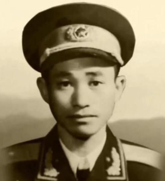 1937年，西路军孤儿蔡长元被自己人关进小黑屋判了枪决，行刑前夜，杨尚昆在院子里