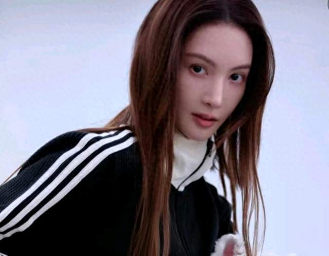 金晨刚交完学费美国学校就倒闭了！本人苦笑：才上两天学费也没退