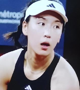 今晚18:30分！王欣瑜将迎战捷克新星萨姆森，冲马德里红土首秀！
       