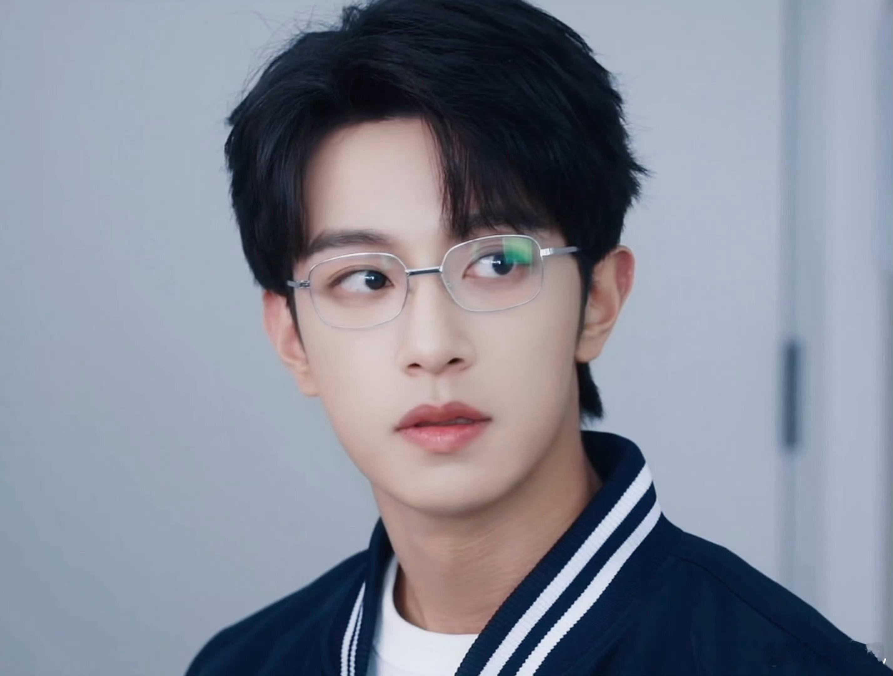 李沛恩 lpe高途0519生日快乐 高途生日快乐！这是我们陪你过生日的第一年，希