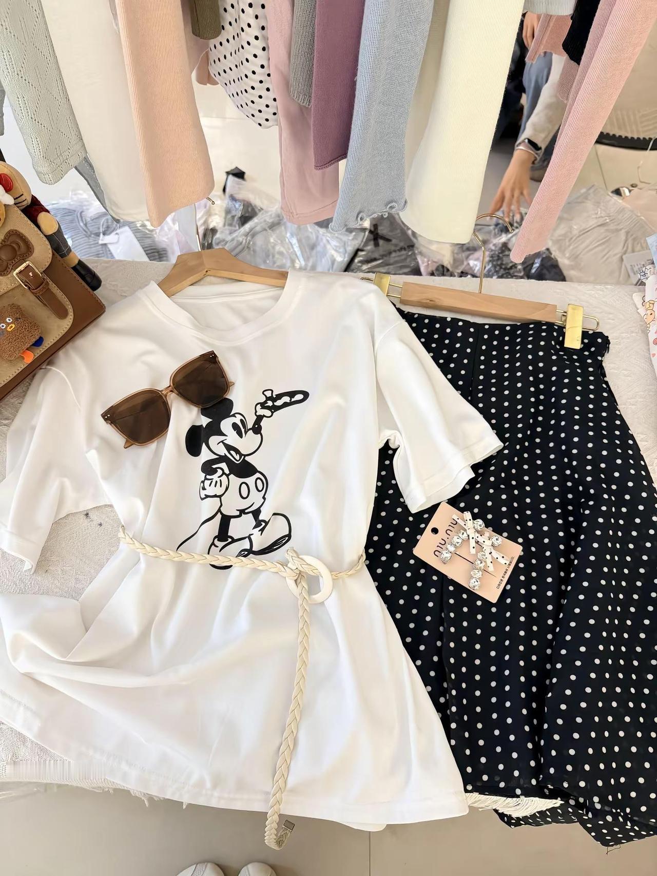 人生没有白走的路，自己就是后盾电商创业 韩系穿搭 衣服穿搭