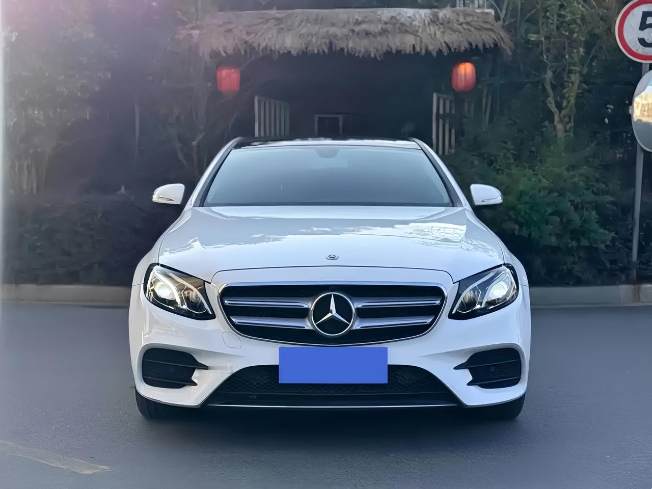 15—20万预算，想买二手奔驰E级家用，我反而会关注E200L这种普通版本。
有