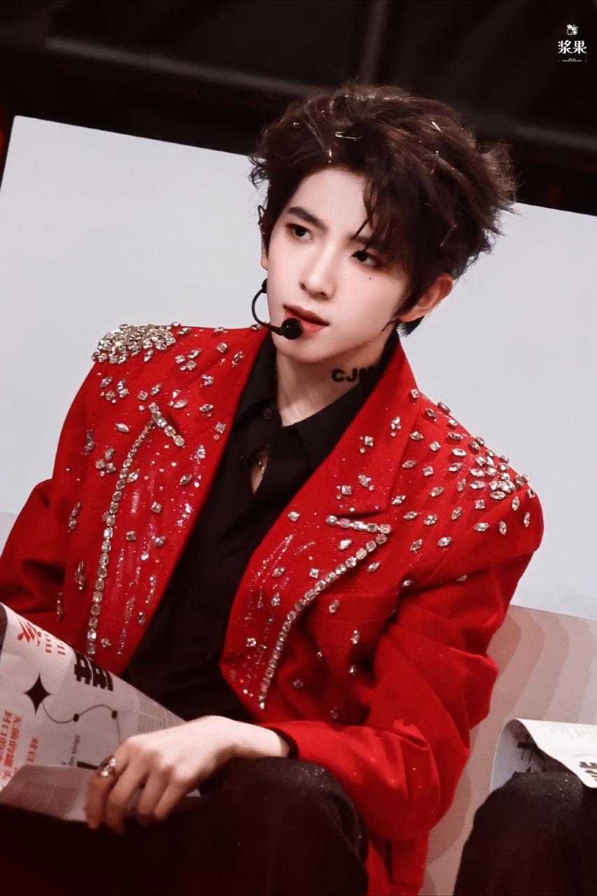 投稿：全能ACE可盐可甜的浚铭，谁会不喜欢呢陈浚铭 四代全能门面ACE陈浚铭 实