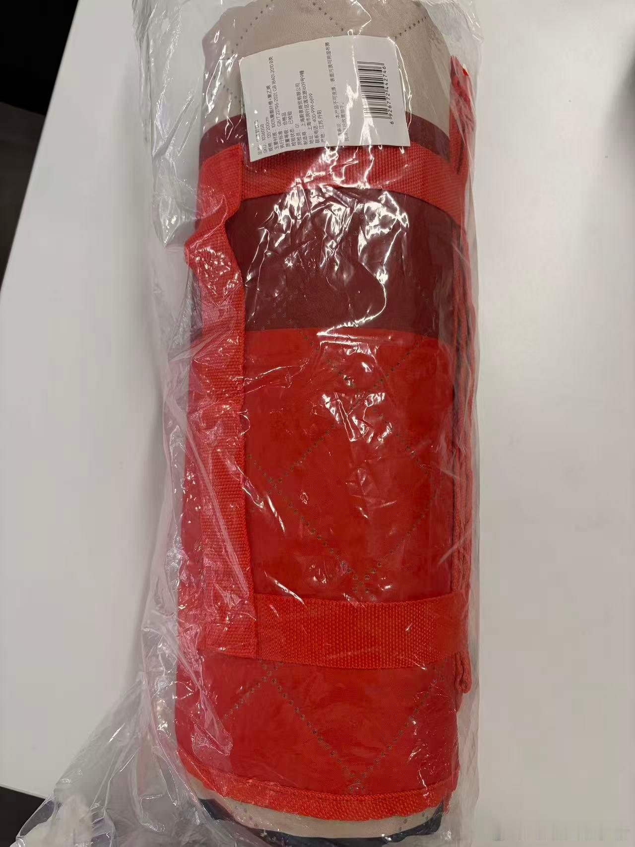 今天是北方小年，人在工位已经没心思上班了，给大家抽个乐道的野餐垫吧「转赞评」这条