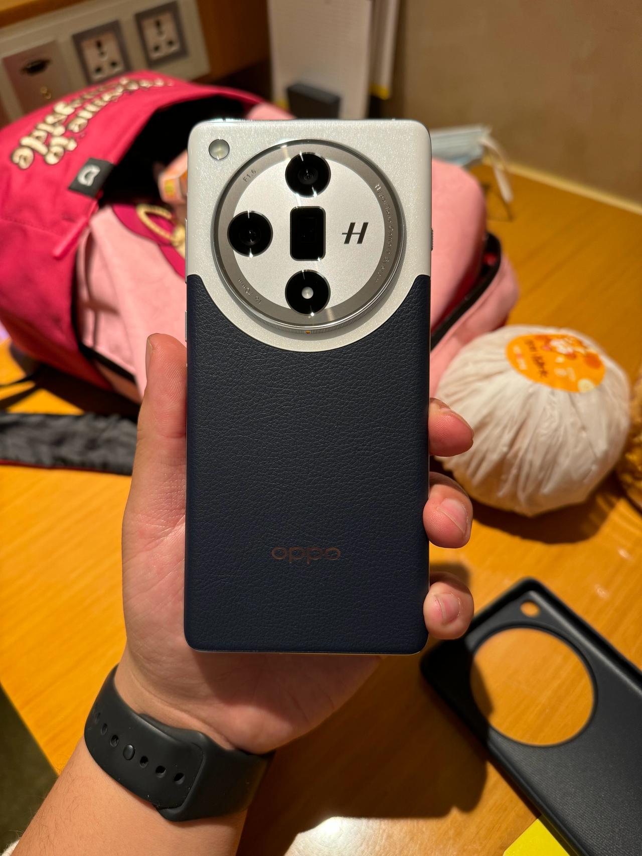 OPPO Find X7 超级标准版[举手][举手]