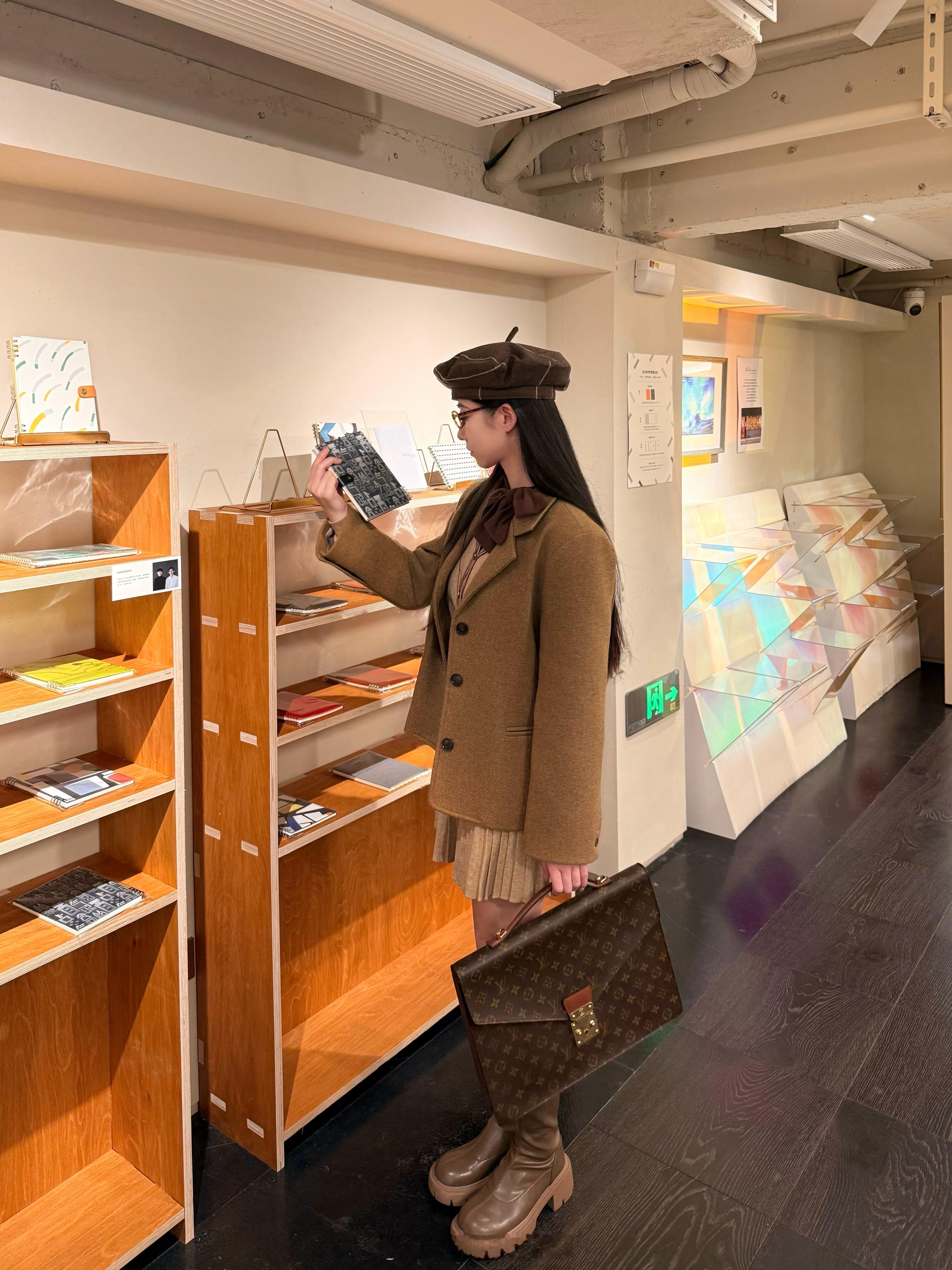 周末快乐呀龟龟们📚今天是知识分子西🤓 ​​​