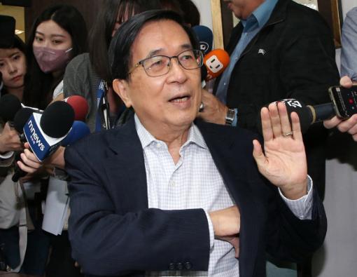 台湾地区 "前领导人" 陈水扁发表声明，

6 月 29 日，陈水扁点名喊话赖清