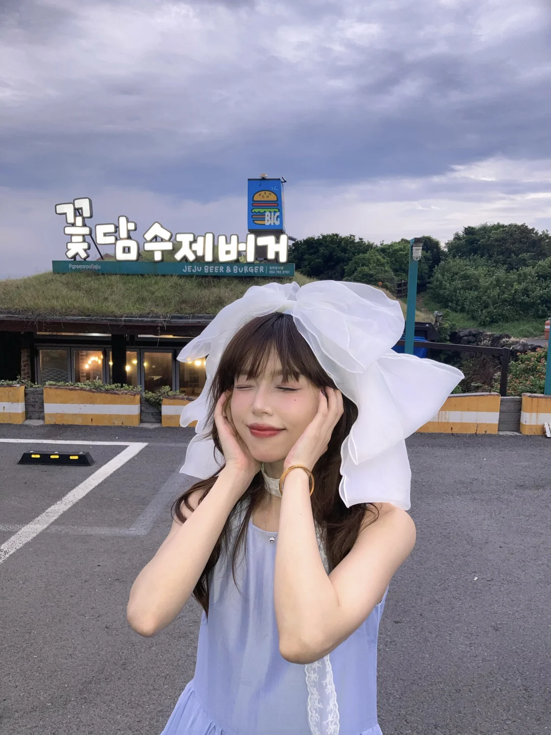 🐬今日人设：在济州岛当落跑新娘👰🏻‍♀️