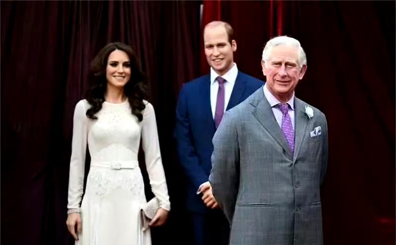 英媒称，威廉王子或将是英国末代国王。
因为威廉也认同君主是落后于时代的存在，一个