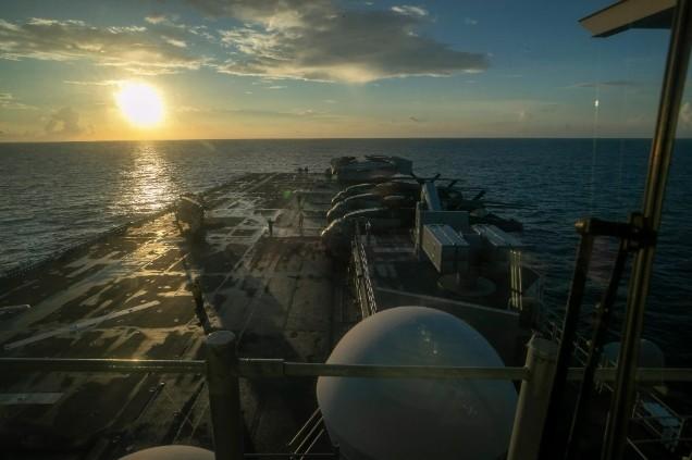 地面部队抵达中东，美军司令发公开信：做好战斗准备

特朗普决心发动地面战争的信号