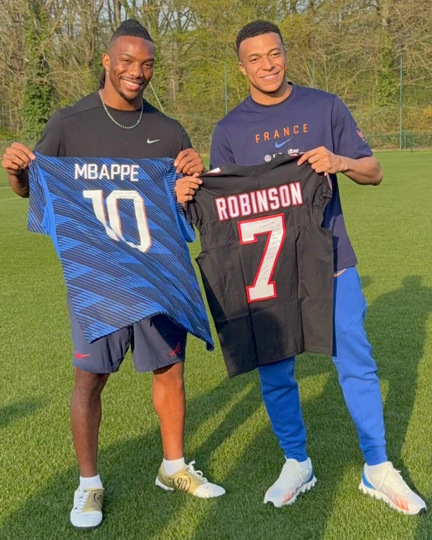 姆巴佩  基利安和橄榄球运动员Robinson👦🏽🏈🥰姆巴佩