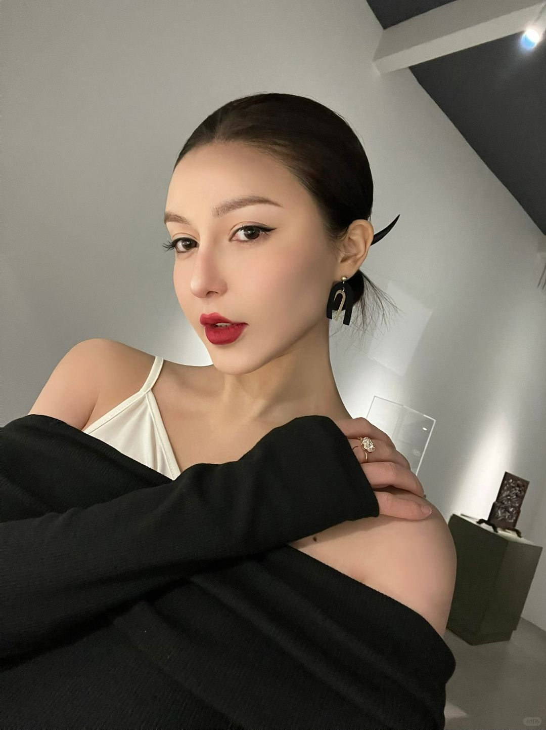 改当美妆博主还来得及吗