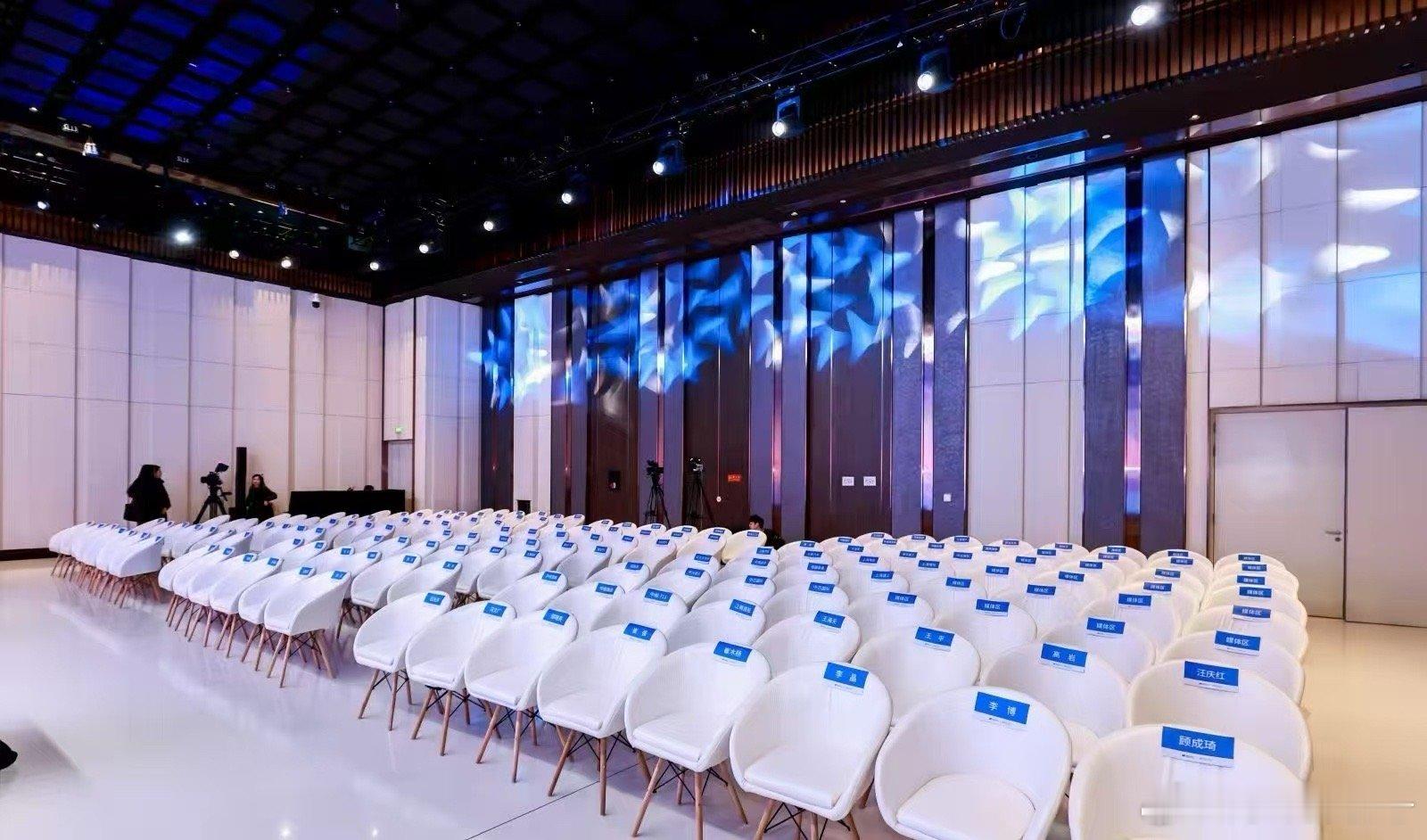 WPS365激活组织知识构建企业大脑 WPS365深耕企业知识治理，从数据湖升级