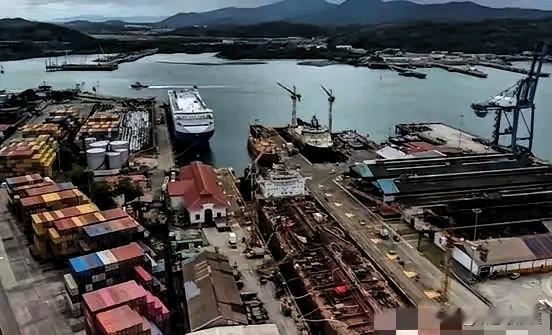 最终结果出来了.......
2月23日，巴拿马政府正式颁布了法令，撤销了长江和