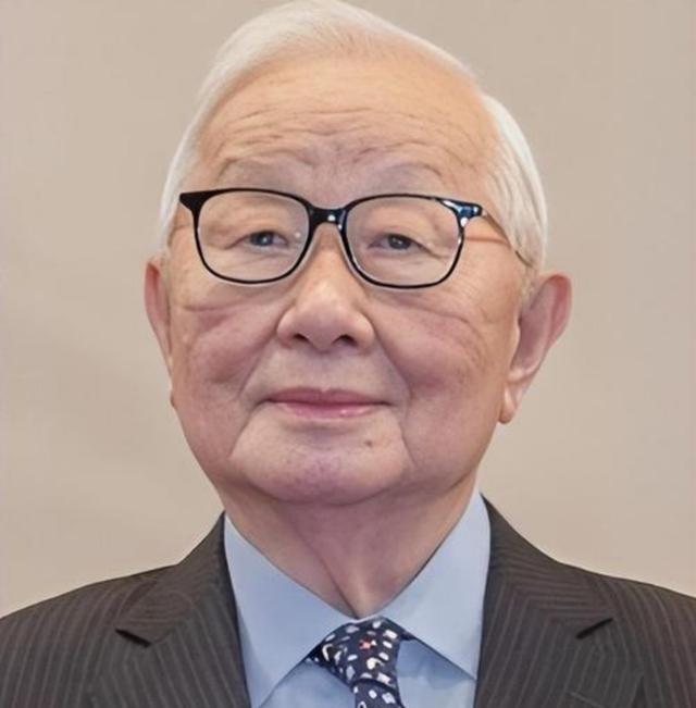 台积电 创始人 张忠谋 ，受访时再次语出惊人：“我真的认为，我的国家—— 美国 