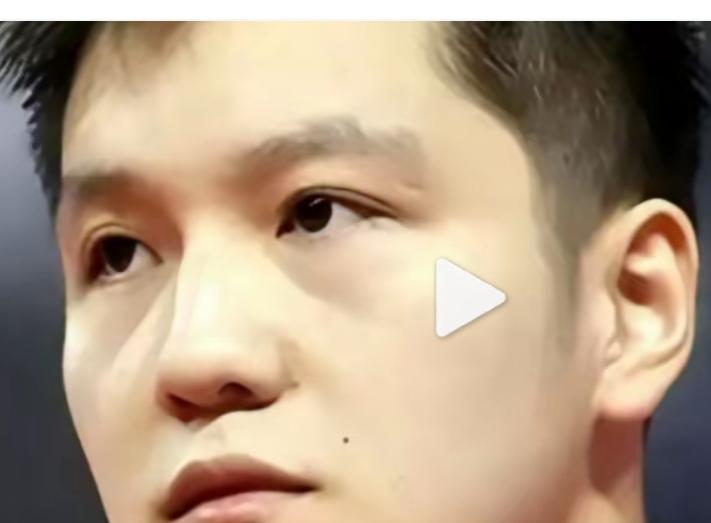 众人都在夸他，我只看见了他眼底的忧郁！
 现在所有人都在夸樊振东。
夸波尔的情谊