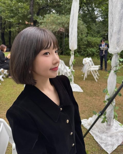 SM运营误发照片SM运营又出纰漏！把Karina照片误发Joy小红书账号，实锤艺