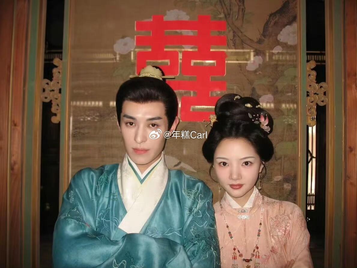 左叶全平台示爱任敏！哈哈哈哈哈哈（bushi）这个年下就是没轻没重！陈玄青就这样