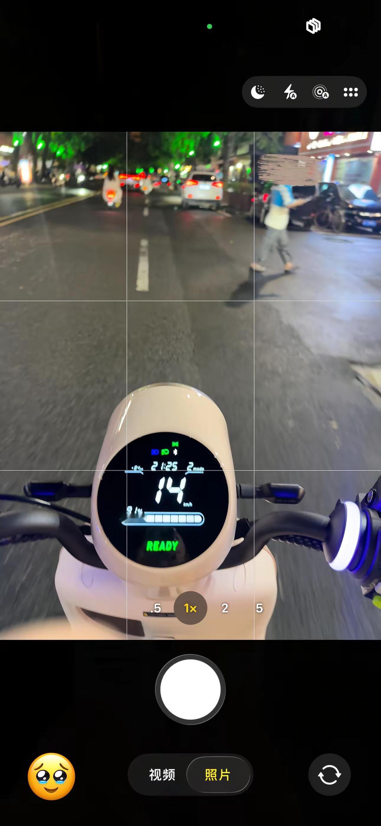 这个世界上什么都是假的 承诺是假的 努力是假的只有自己全款买的九号小Q是真的