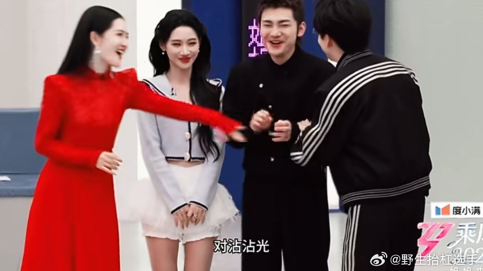 何宣林是蒋龙的班主任什么，何宣林居然是大学老师吗？而且还是蒋龙班主任，完全意想不