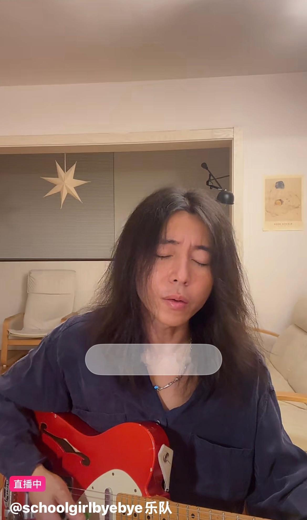 我真的幻视陈绮贞开播了… ​​​